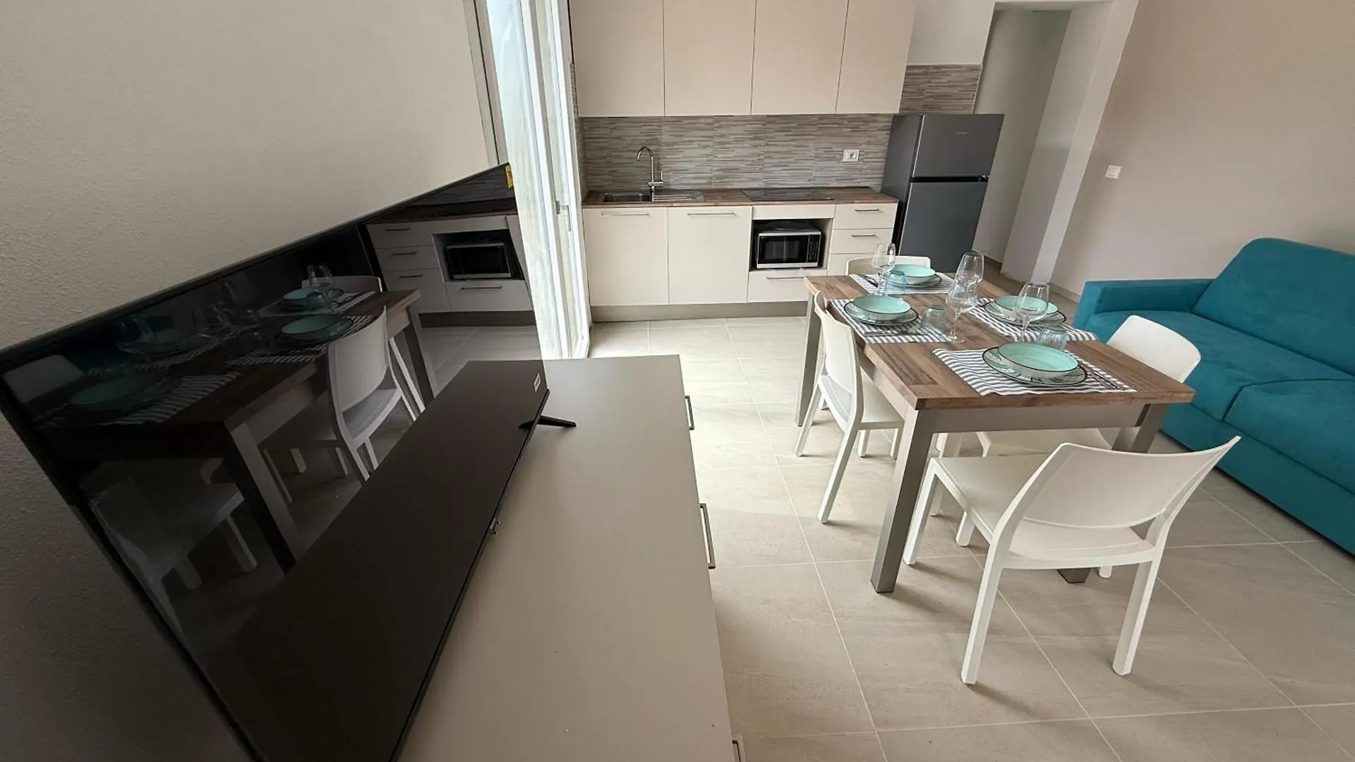 Acquaviva Suites San Vincenzo Italy