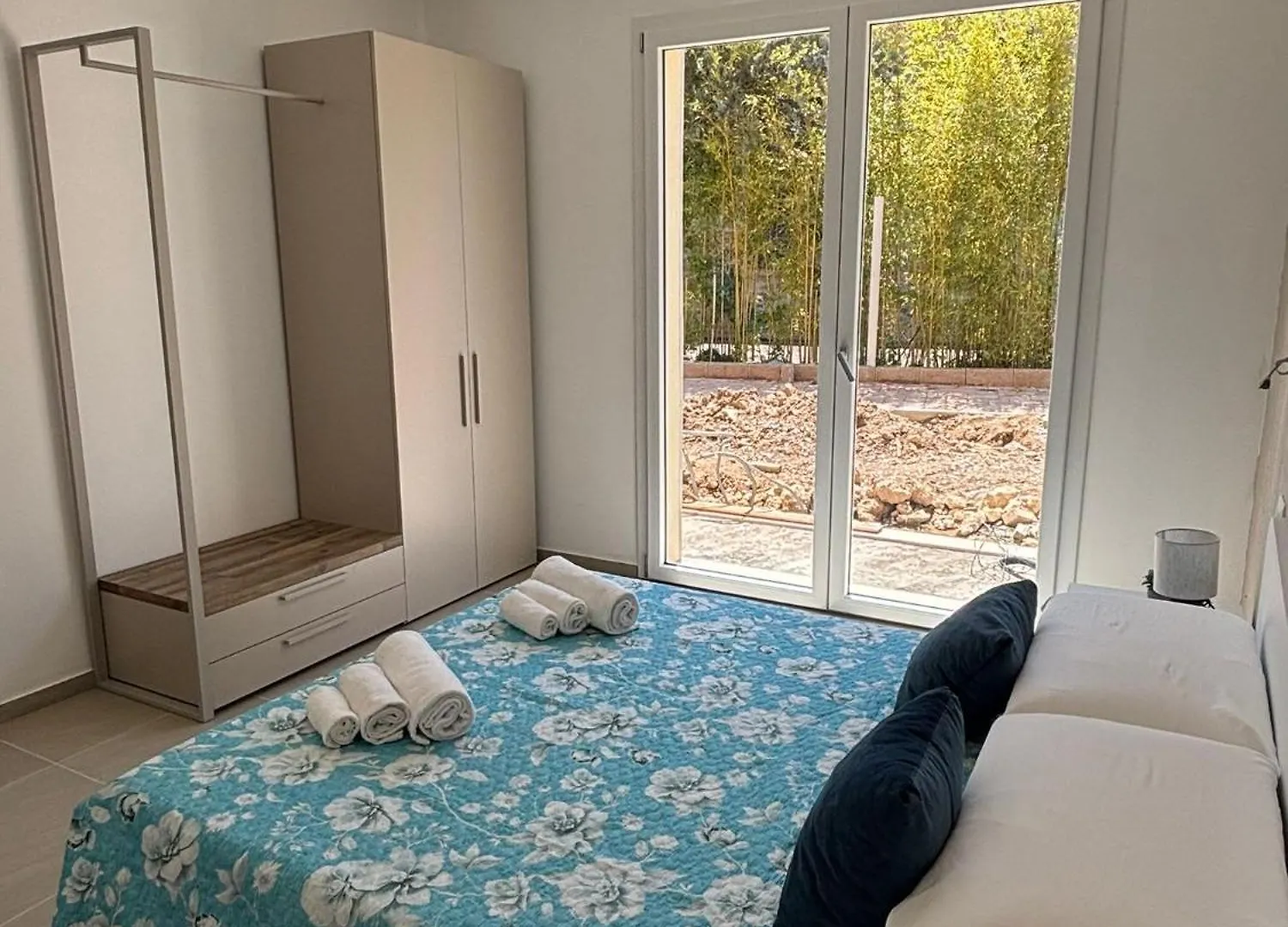 Acquaviva Suites San Vincenzo Aparthotel